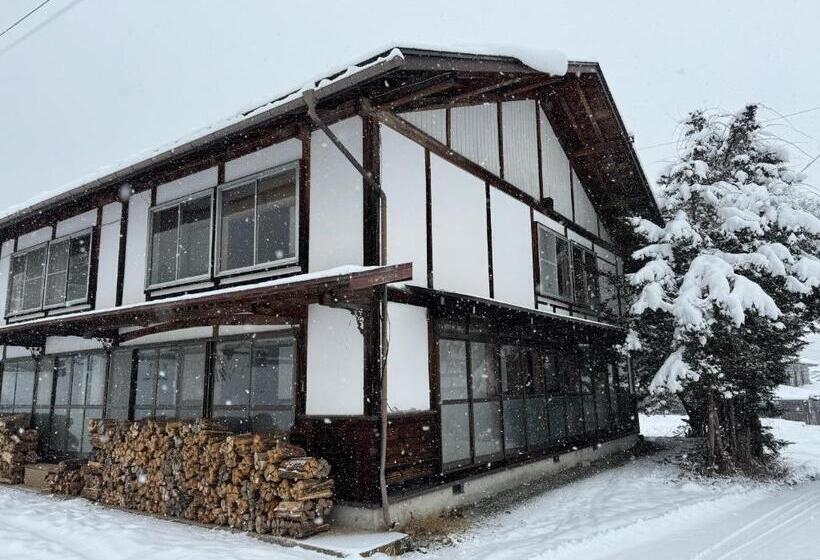 Pension 白馬の黒馬　darkhorse @hakuba