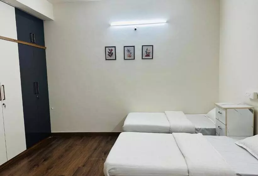 پانسیون Elite Stays Viman Nagar