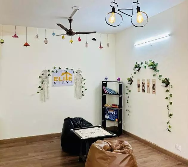 پانسیون Elite Stays Viman Nagar