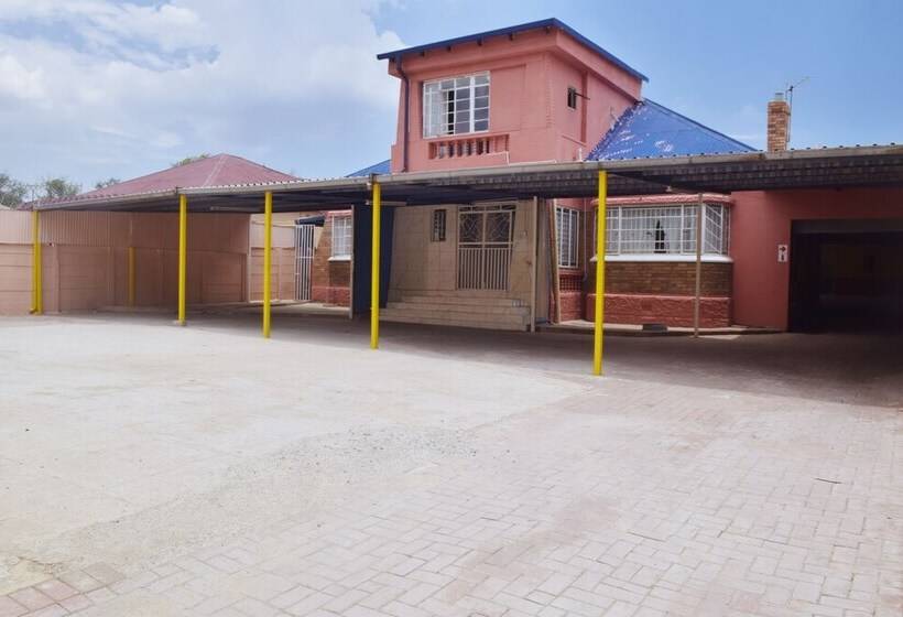 Pensjonat Skypz Lodge