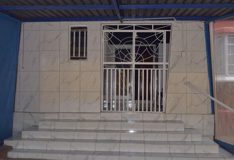 Pensjonat Skypz Lodge