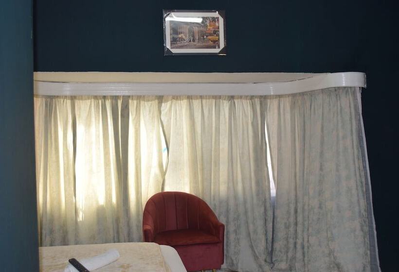 Pensjonat Skypz Lodge