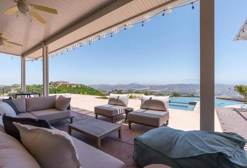 リゾートホテル The Bellevue Estate By Fieldtrip Infinity Pool With Sweeping Views