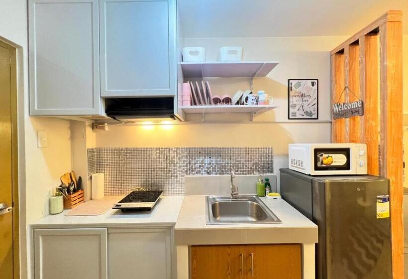 Studio Unit 8 Spatial Condo