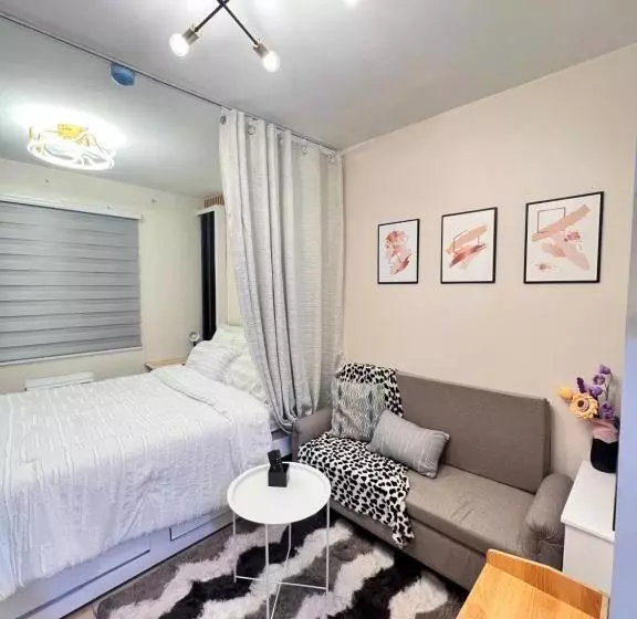 Studio Unit 8 Spatial Condo