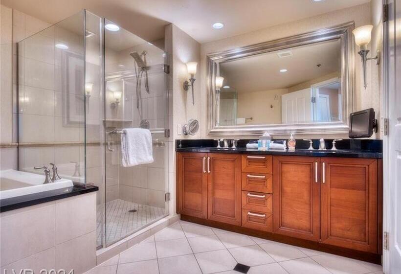 ! Mgm Free Resort Access High Floor Strip View