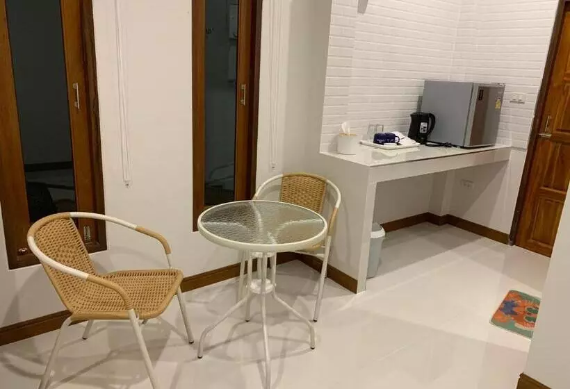 Retkeilymaja Sisters Home ที่พักใกล้สวนพฤกษศาสตร์ ระยองแหลมแม่พิมพ์