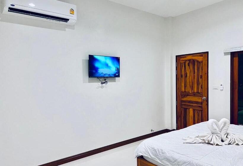 Albergue Sisters Home ที่พักใกล้สวนพฤกษศาสตร์ ระยองแหลมแม่พิมพ์