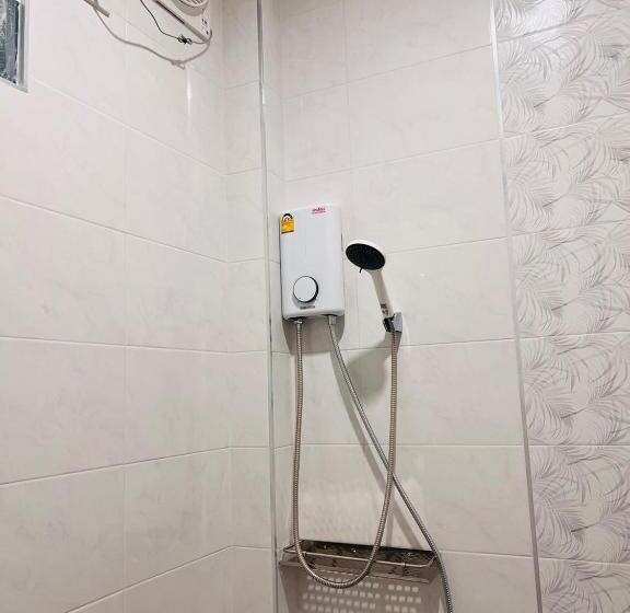 Albergue Sisters Home ที่พักใกล้สวนพฤกษศาสตร์ ระยองแหลมแม่พิมพ์