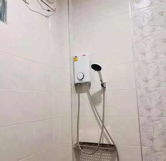 Retkeilymaja Sisters Home ที่พักใกล้สวนพฤกษศาสตร์ ระยองแหลมแม่พิมพ์