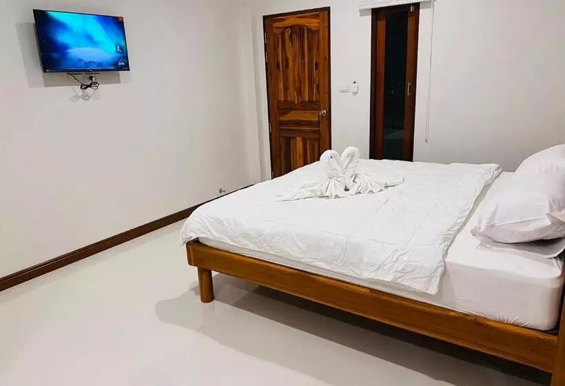 Retkeilymaja Sisters Home ที่พักใกล้สวนพฤกษศาสตร์ ระยองแหลมแม่พิมพ์