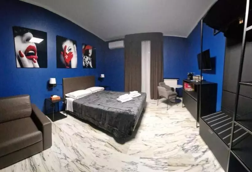 ベッドアンドブレックファースト Blu Room