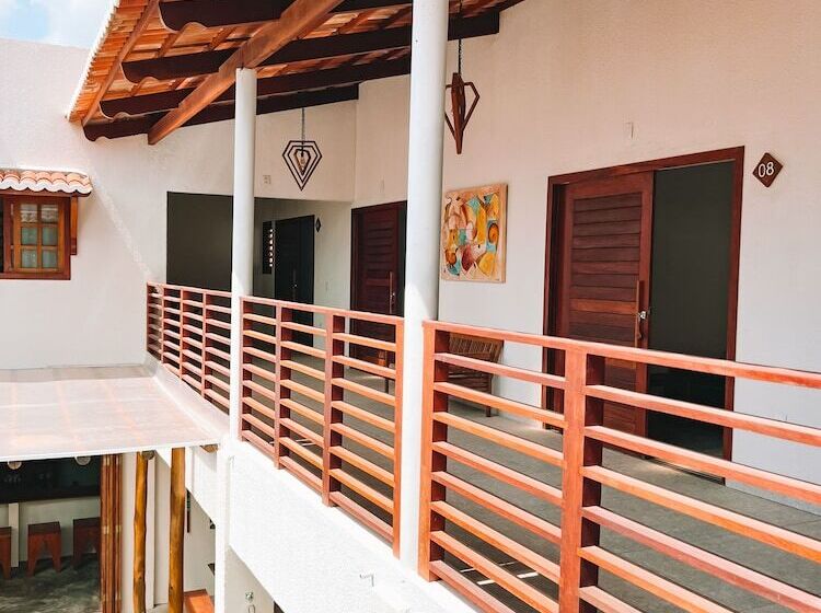 تختخواب و صبحانه Boas Ondas Pousada