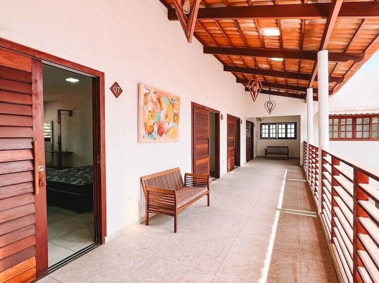 تختخواب و صبحانه Boas Ondas Pousada