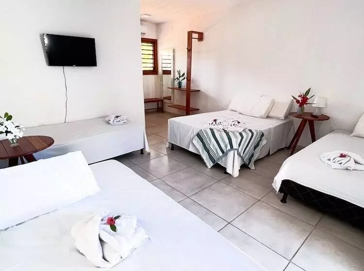 تختخواب و صبحانه Boas Ondas Pousada