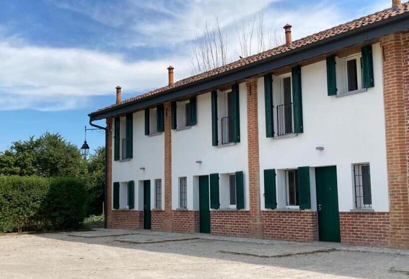 ベッドアンドブレックファースト Canovetta Country House Camelia Nearby Cremona