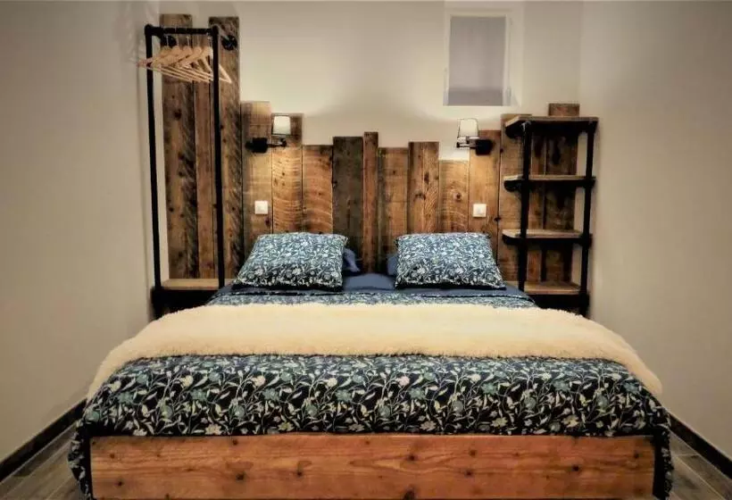 Aamiaismajoitus (B&B) Le Moulin De Follet