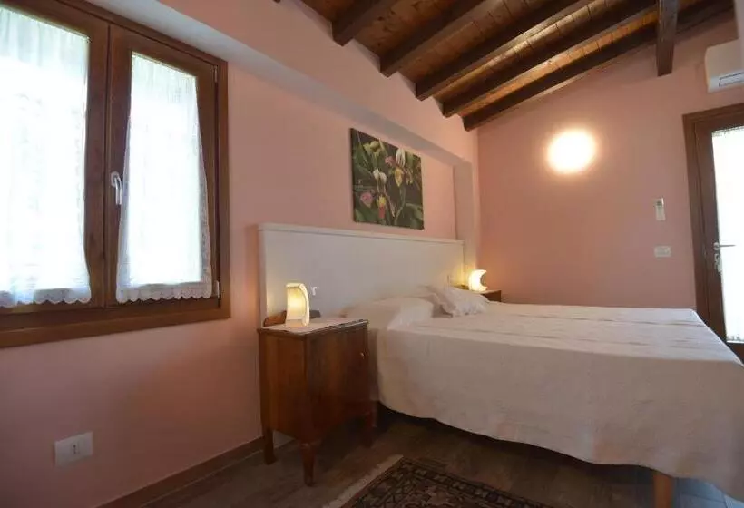 ホテル Agriturismo Le Orchidee Di Corazza