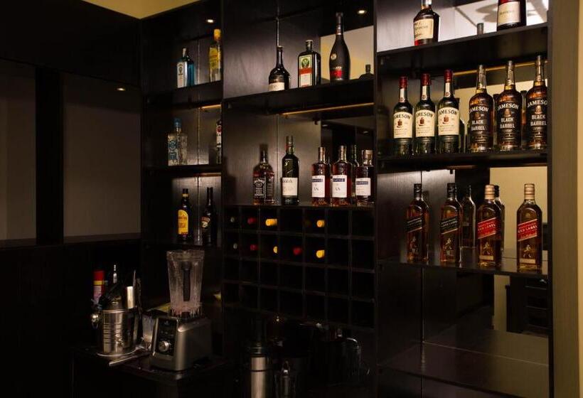 هتل Ed&dre Luxuria