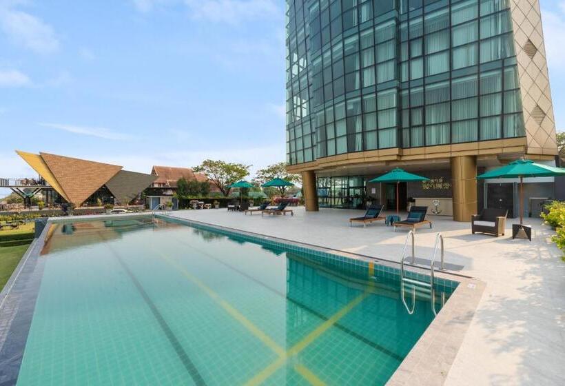 Szálloda Naka Raj Escape