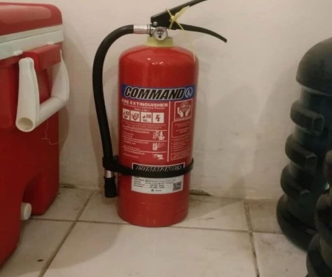 호텔 Spot On 93458 Legok Homestay Syariah