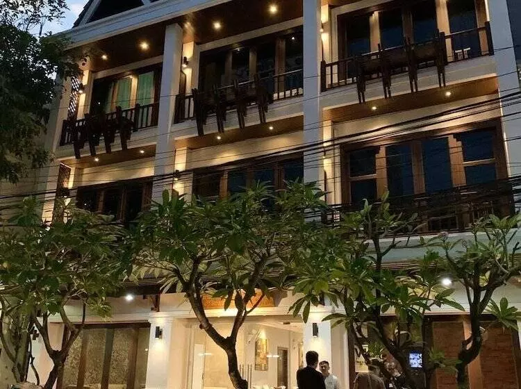 Hotelli Vongkhamsene Boutique