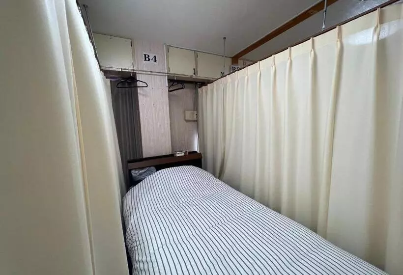 ペンション ゲストハウス　アロマ