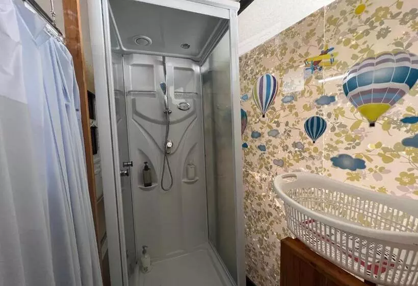 ペンション ゲストハウス　アロマ