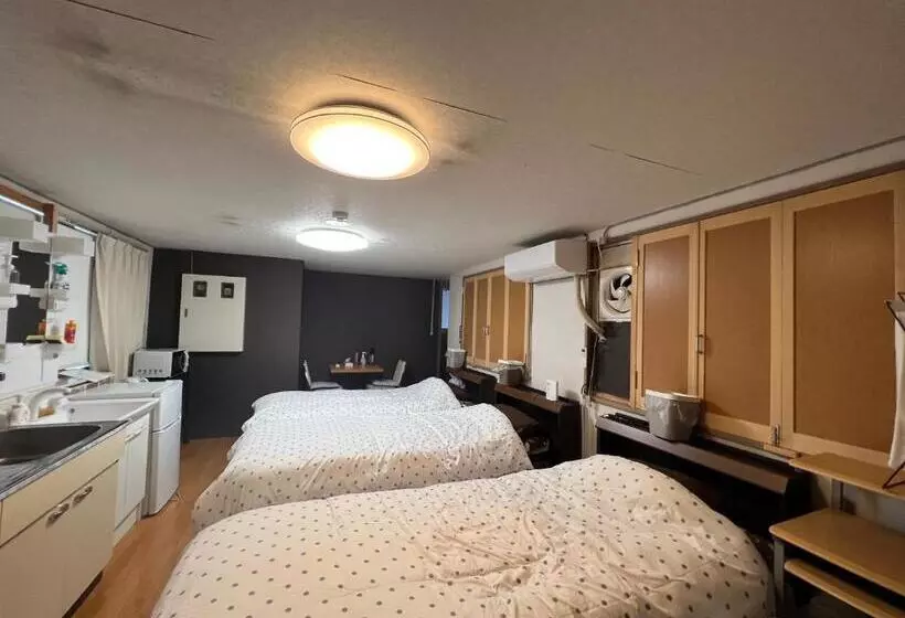 ペンション ゲストハウス　アロマ