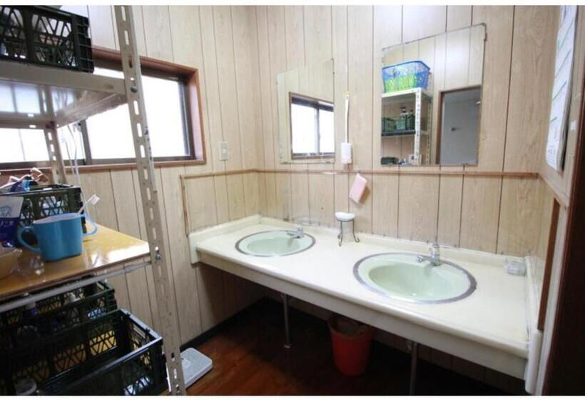 پانسیون Guest House Aman   Vacation Stay 40530v