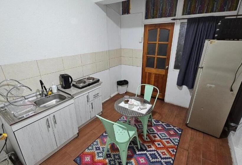 پانسیون Hostal Gloria Viña