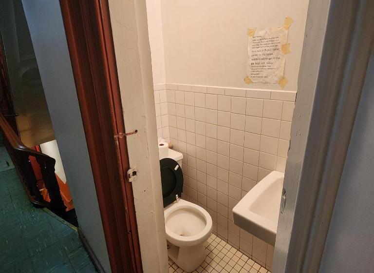 膳宿费 New York City Guest House 2