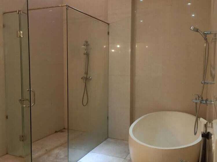 膳宿费 Soleil Suites Petitenget By The Jero 18