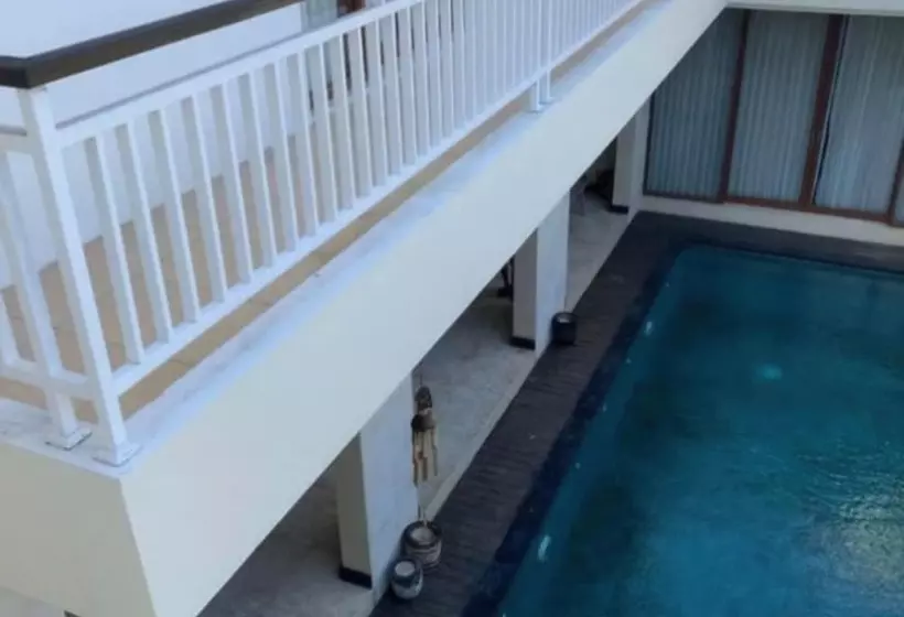 ペンション Soleil Suites Petitenget By The Jero 18