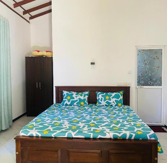 بنسيون Villa Rock View