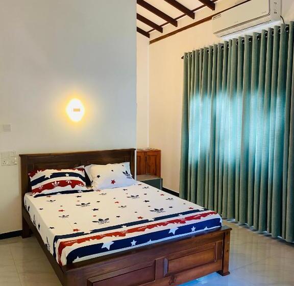 بنسيون Villa Rock View