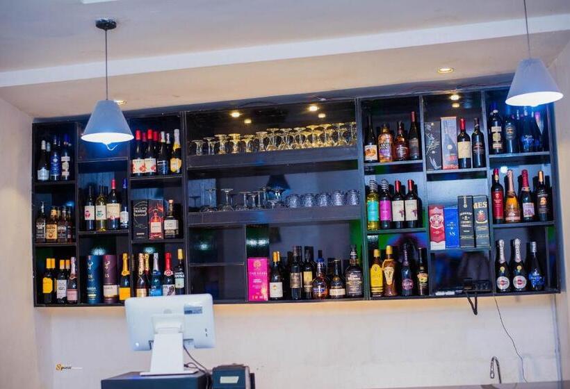 Abada Luxury Hotel And Suites