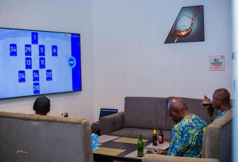 Abada Luxury Hotel And Suites