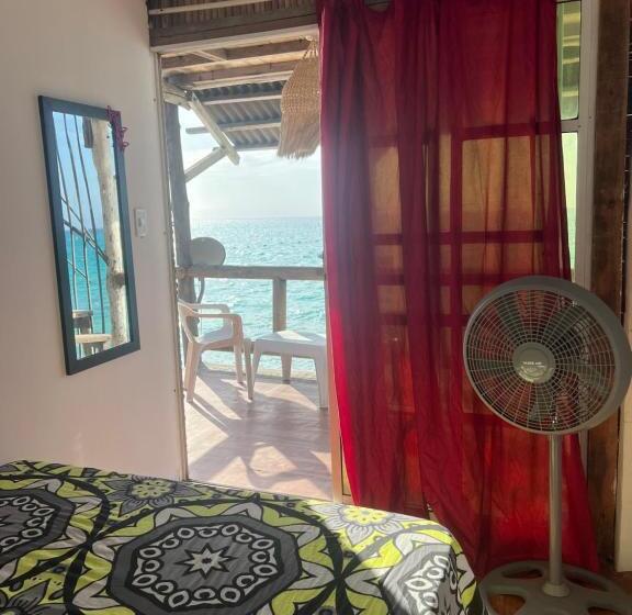 هاستل Acapulcobeach