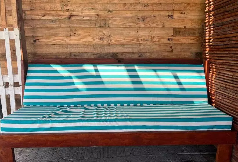 ユースホステル Acapulcobeach