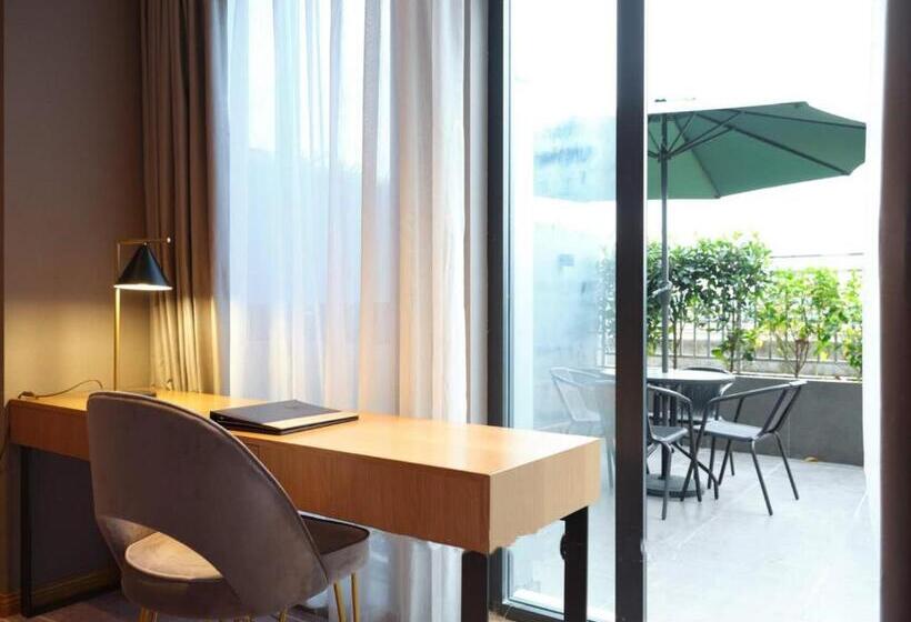 Baian Art Hotel Luzhou