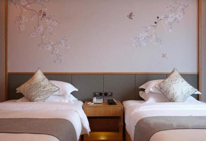 Baian Art Hotel Luzhou