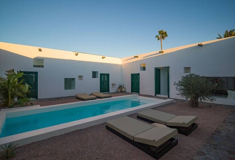 تختخواب و صبحانه Casa Montelongo