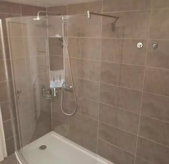 ベッドアンドブレックファースト Le Vieux Noyer