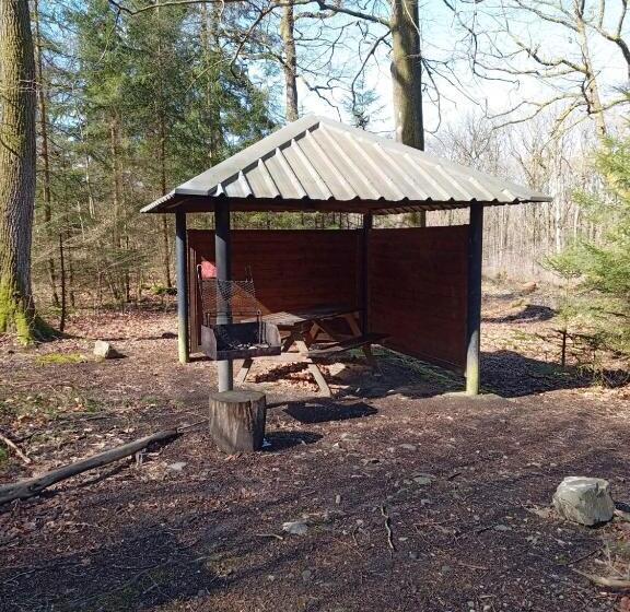 تختخواب و صبحانه Le Vieux Noyer