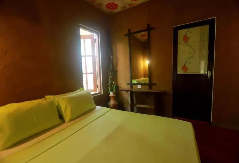 Dinna Nature Hostel