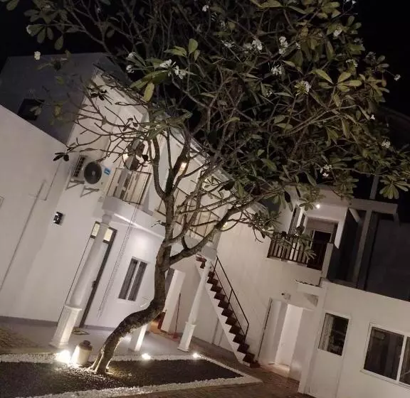 Hotelli Anchorage Mirissa