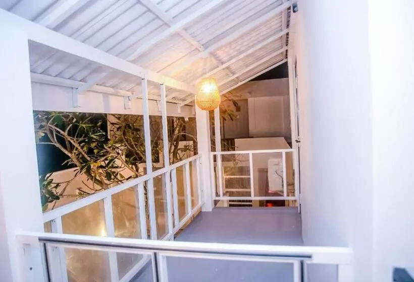 Hotelli Anchorage Mirissa