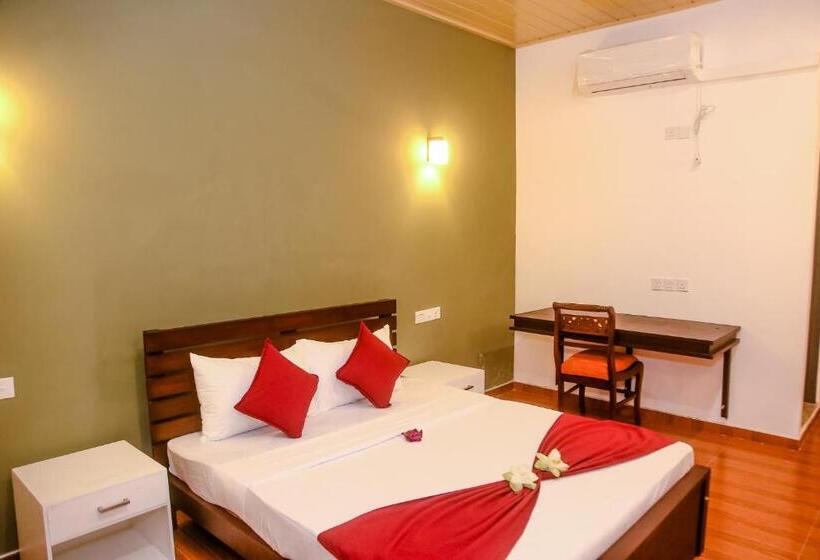 فندق Anchorage Mirissa