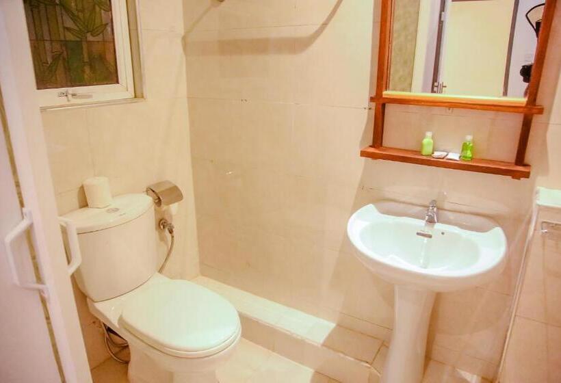 فندق Anchorage Mirissa